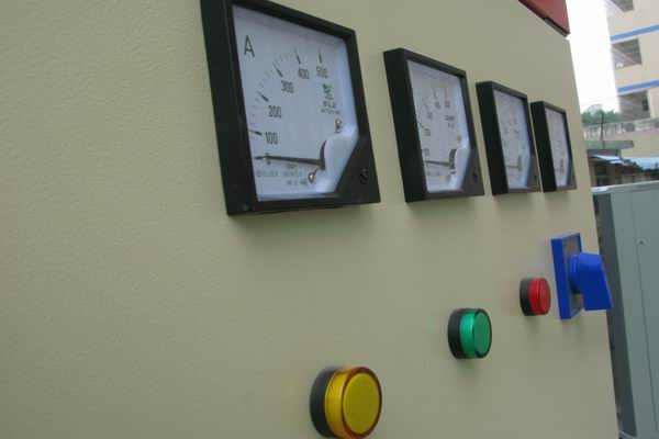 蒸湘配电箱-3683讲讲配电箱的操作和检修步